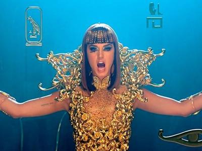 Katy Perry Rilis Lagu Dark Horse dalam Bahasa Jepang!